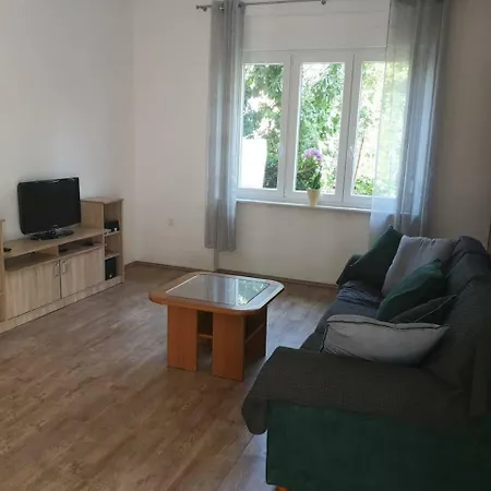 Apartment Mrak Lovran